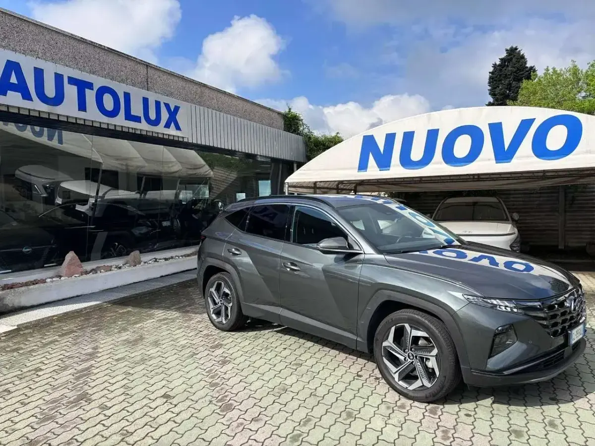 Usata Hyundai Tucson 179 CV (131 kW) 2022 Amazon grey met. SUV