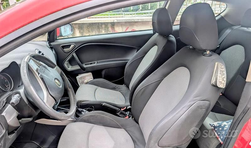 Usata Alfa Romeo MiTo 95 CV (69 kW) 2011 Rosso Utilitaria