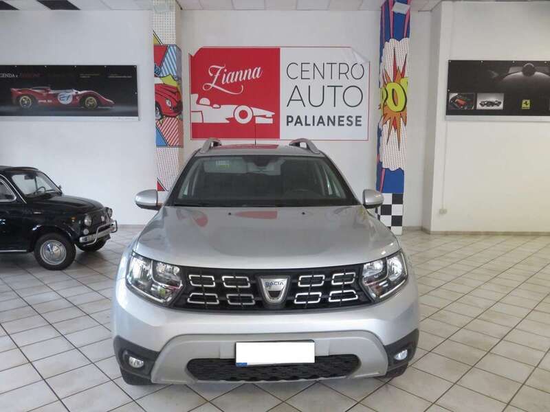 Grigio Usata 2018 Dacia Duster Prestige SUV | 11.300 € (Buon prezzo) - Immagine 1/4