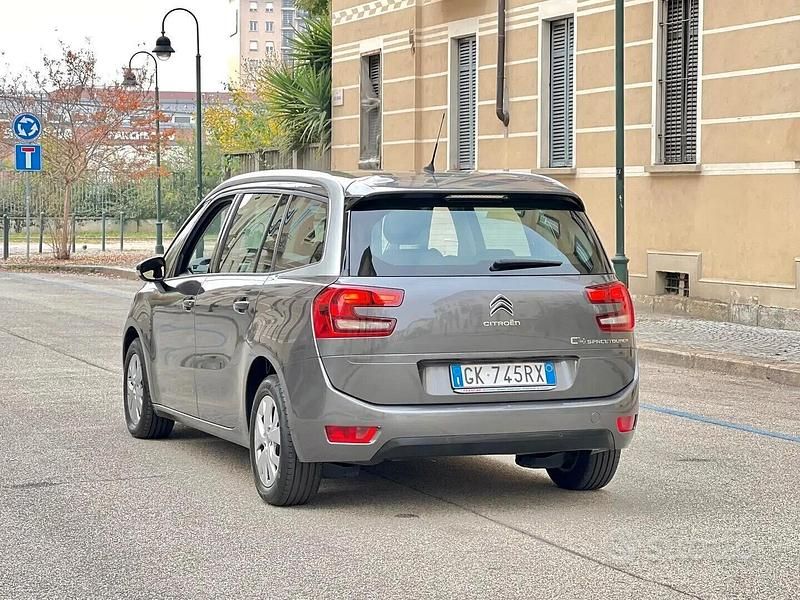 Usata Citroën C4 SpaceTourer Feel 131 CV (96 kW) 2022 Grigio platinum metallizzato Monovolume