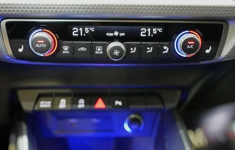 Usata Audi A1 Ambiente 110 CV (80 kW) 2023 Grigio Berlina