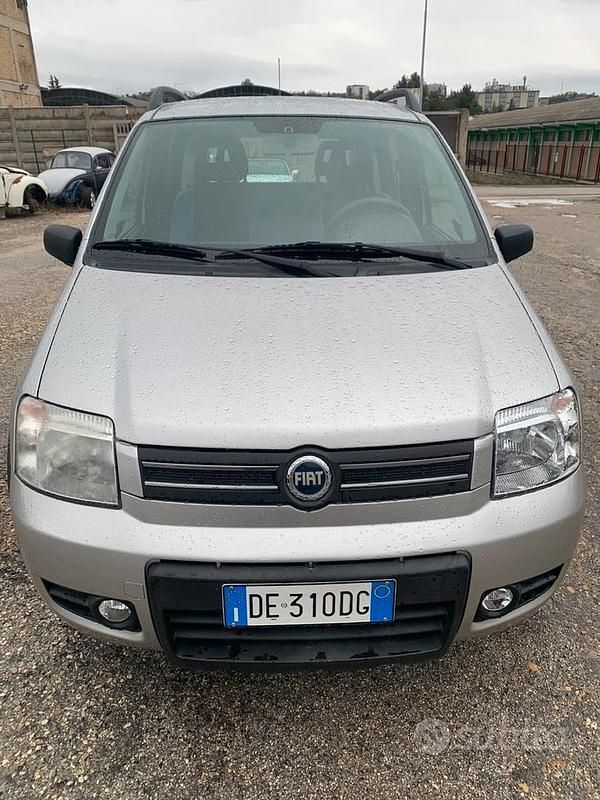 Usata Fiat Panda 4x4 69 CV (50 kW) 2008 Utilitaria