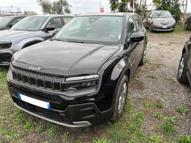 Usata Jeep Avenger Altitude 100 CV (73 kW) 2024 Nero SUV