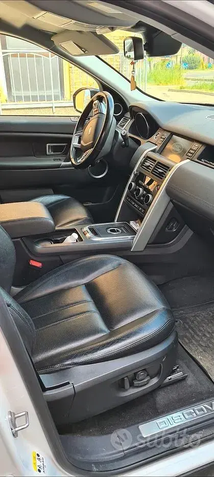 Usata Land Rover Discovery Sport HSE 150 CV (110 kW) 2016 Bianco SUV