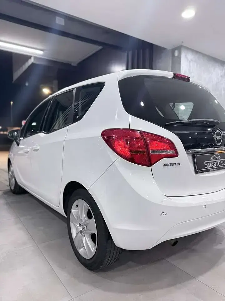 Usata Opel Meriva 79 CV (58 kW) 2014 Bianco Monovolume