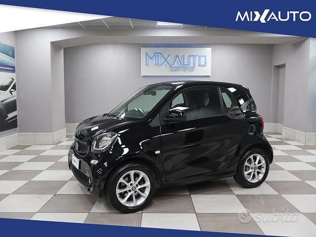 Usata Smart ForTwo Coupé Prime 71 CV (52 kW) 2015 Nero Coupé