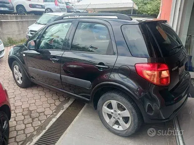 Usata Suzuki SX4 119 CV (87 kW) 2013 Nero Berlina