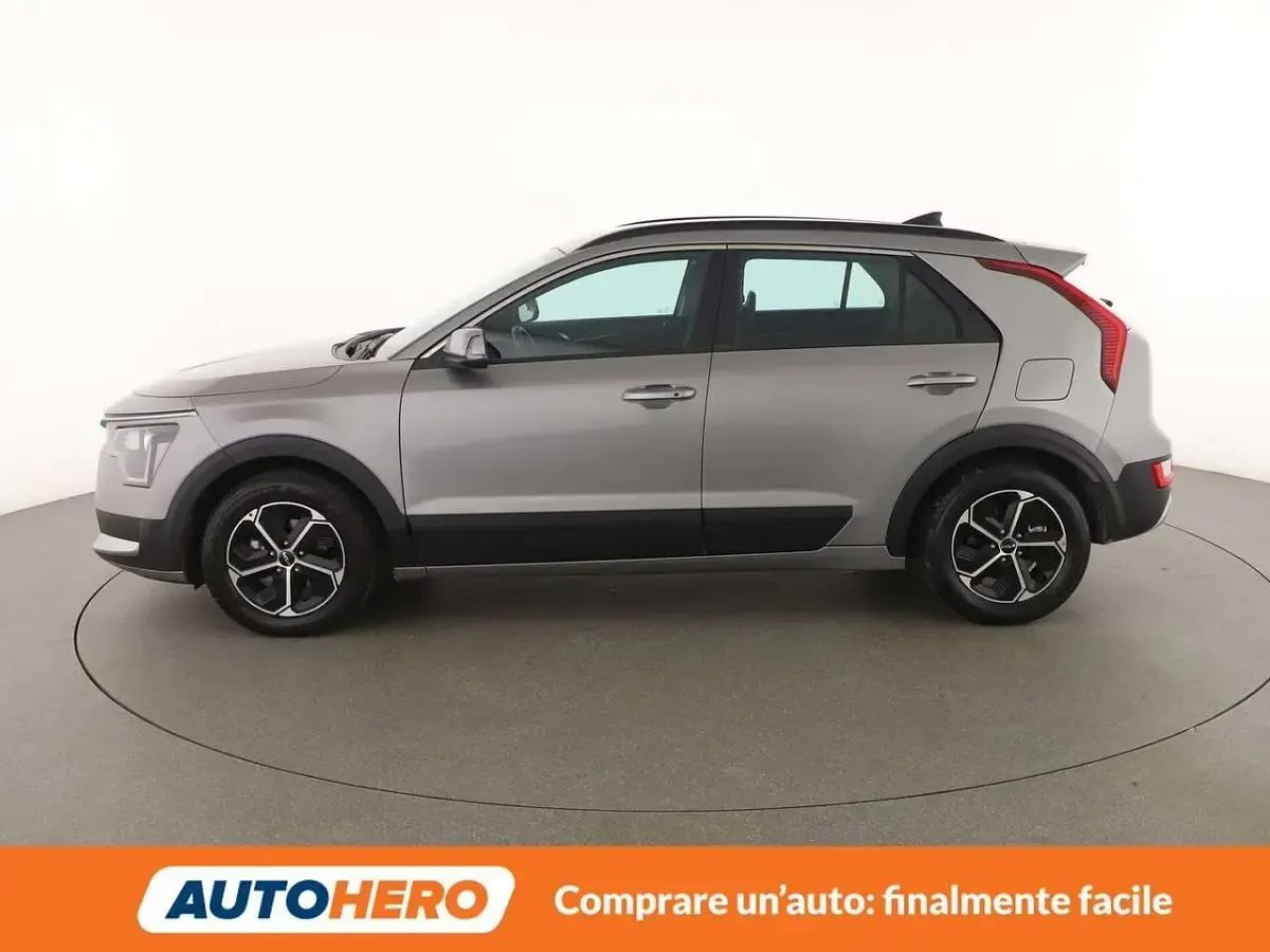 Usata Kia Niro 141 CV (103 kW) 2022 Grigio SUV