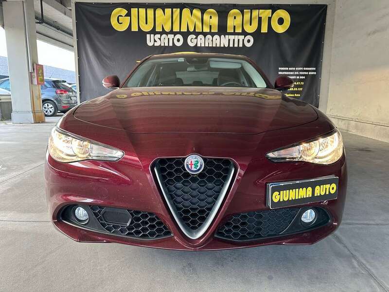 Usato 2016 Alfa Romeo Giulia 2.1 Diesel 150 CV (16.500 €)