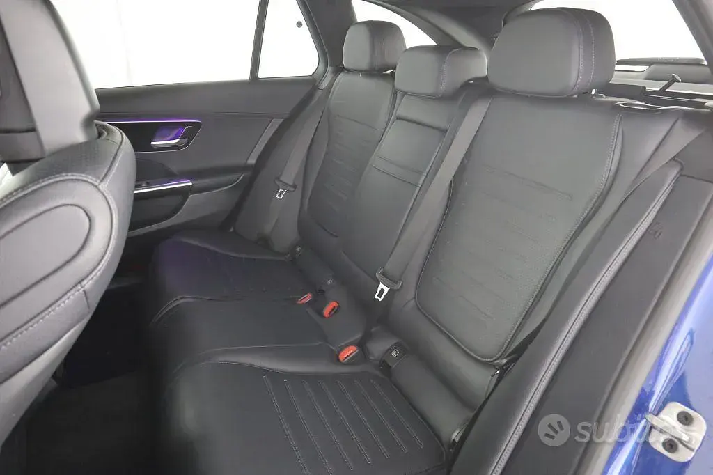 Usata Mercedes C300e AMG Line Premium 265 CV (194 kW) 2023 Blu Station wagon