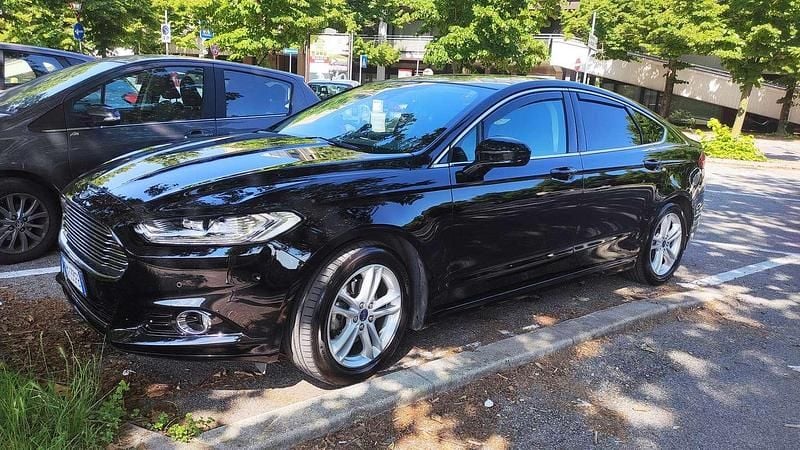 Usata Ford Mondeo Titanium S 150 CV (110 kW) 2017 Nero Berlina