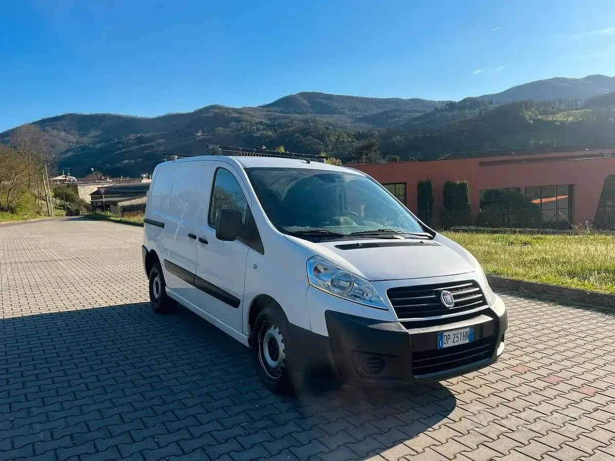 Usata Fiat Scudo 120 CV (88 kW) 2008 Bianco