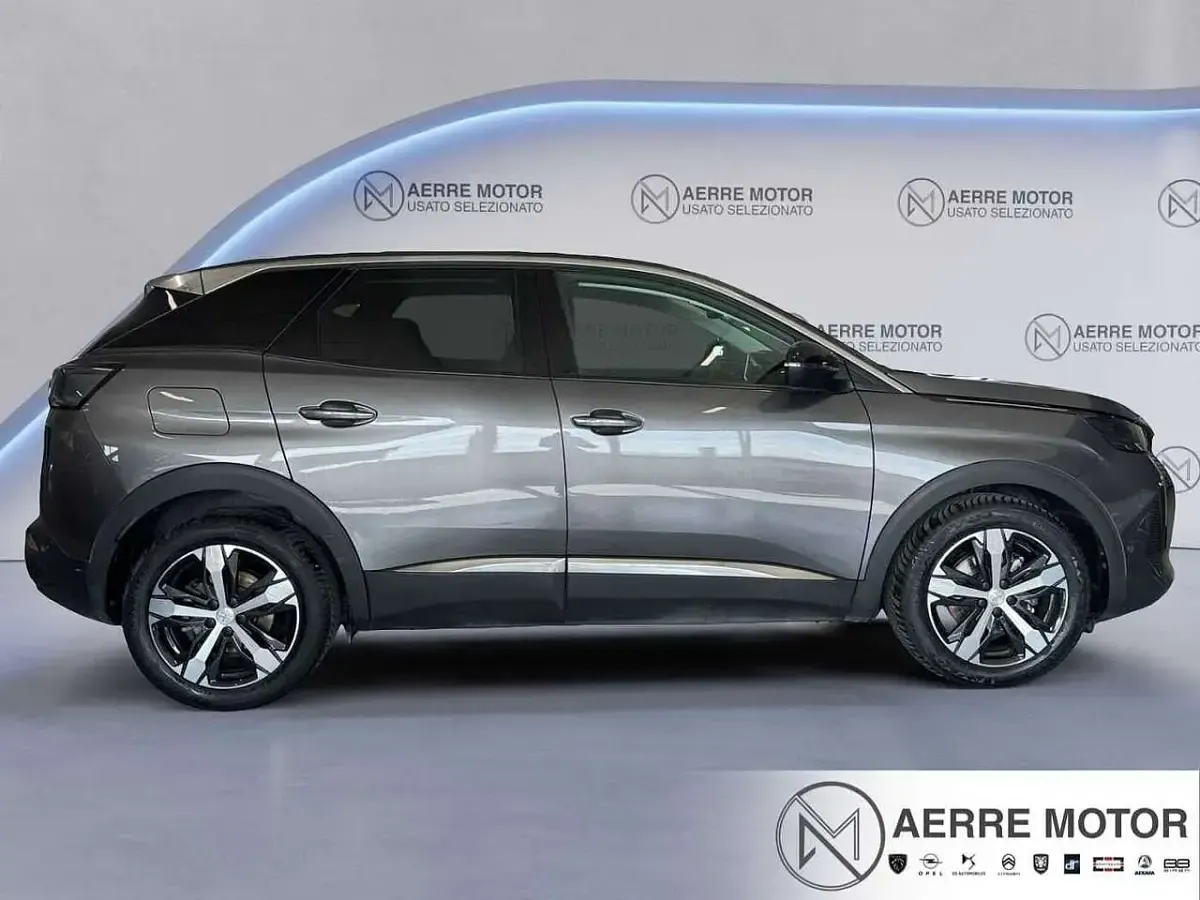 Usata Peugeot 3008 Allure 131 CV (96 kW) 2022 Grigio SUV