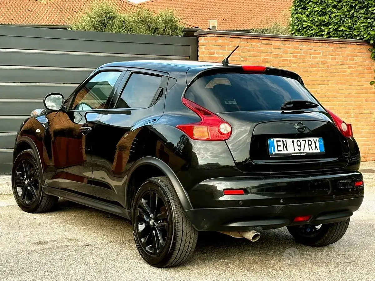 Usata Nissan Juke 110 CV (80 kW) 2012 Nero SUV