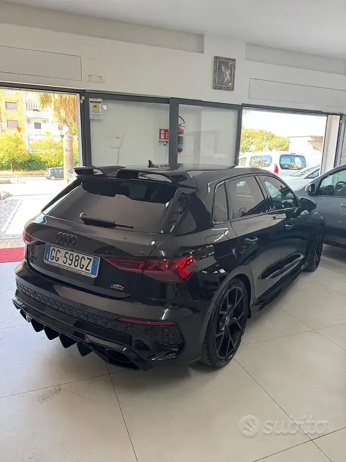 Usata Audi RS3 Ambiente 400 CV (294 kW) 2022 Nero Berlina