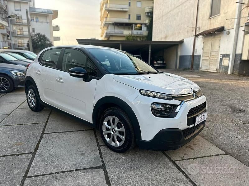 Usata Citroën C3 Feel 100 CV (73 kW) 2022 Bianco Berlina