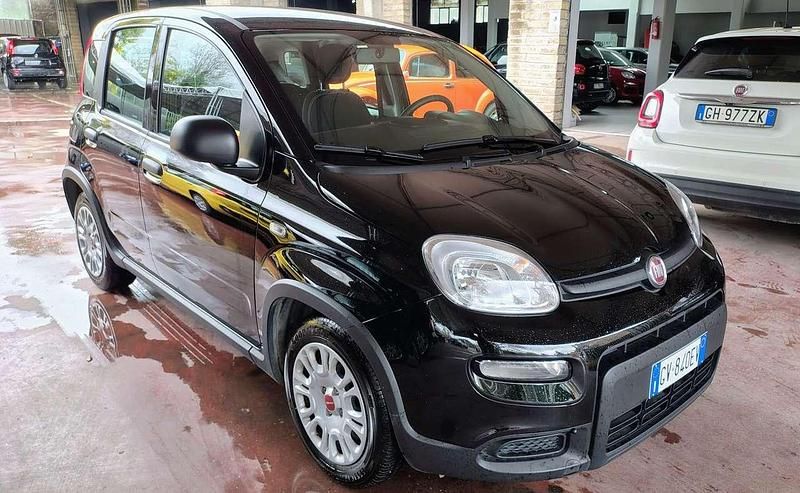 Usata Fiat Panda S 69 CV (50 kW) 2024 Nero Utilitaria