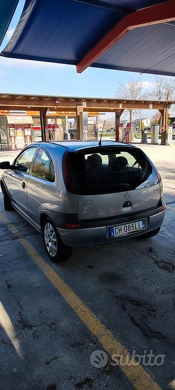 Usata Opel Corsa 2003 Grigio Utilitaria