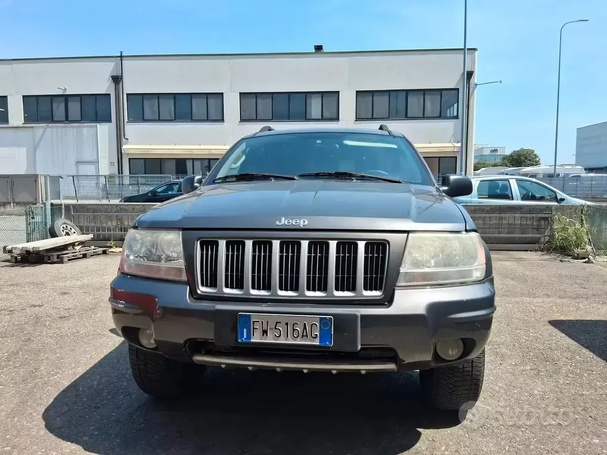Usata Jeep Cherokee 163 CV (119 kW) 2005 SUV