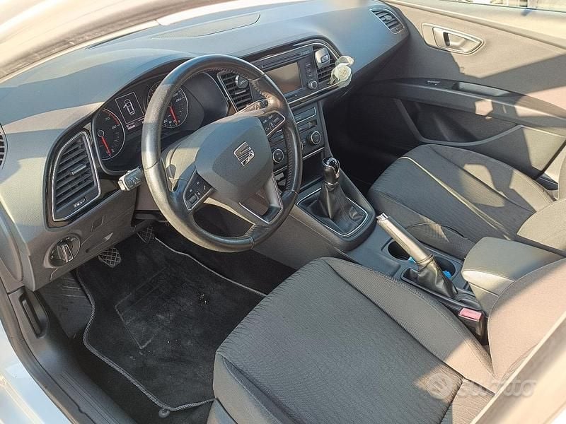 Usata Seat Leon Business 110 CV (80 kW) 2015 Bianco Berlina