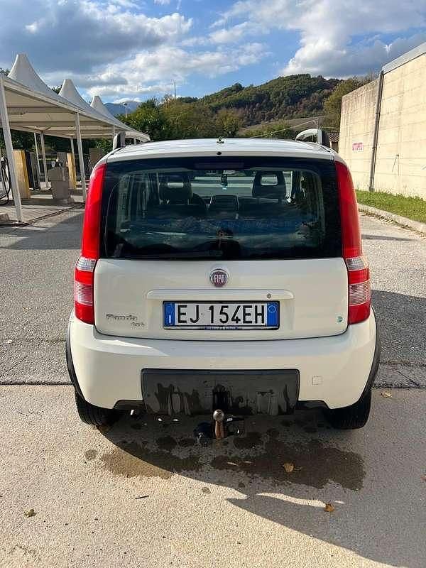 Usata Fiat Panda 4x4 Climbing 69 CV (50 kW) 2011 Utilitaria