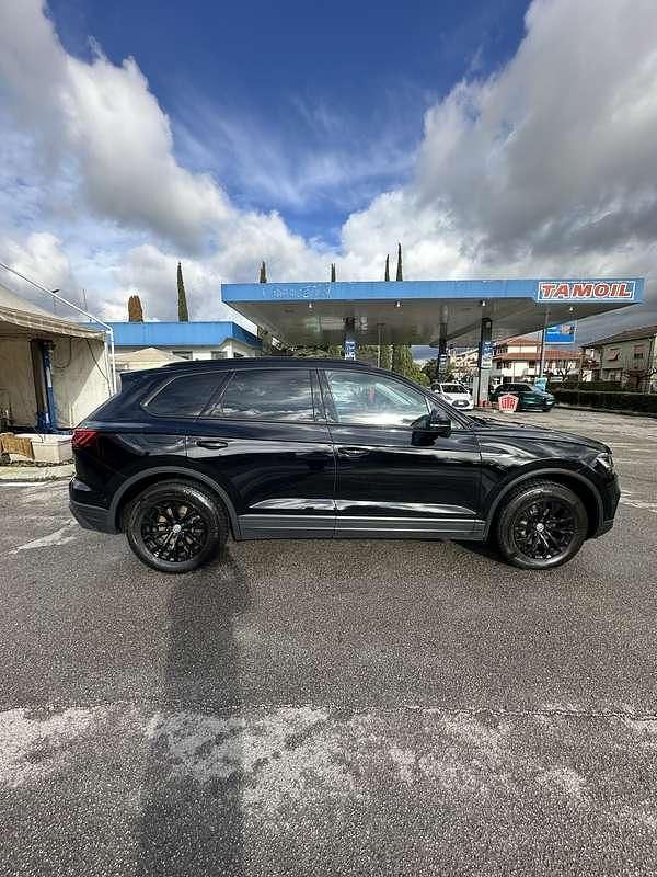 Usata VW Touareg 286 CV (210 kW) 2019 Nero SUV