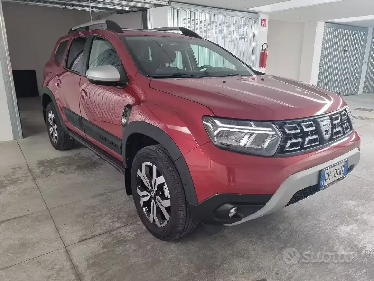 Usata Dacia Duster 90 CV (66 kW) 2022 Rosso SUV