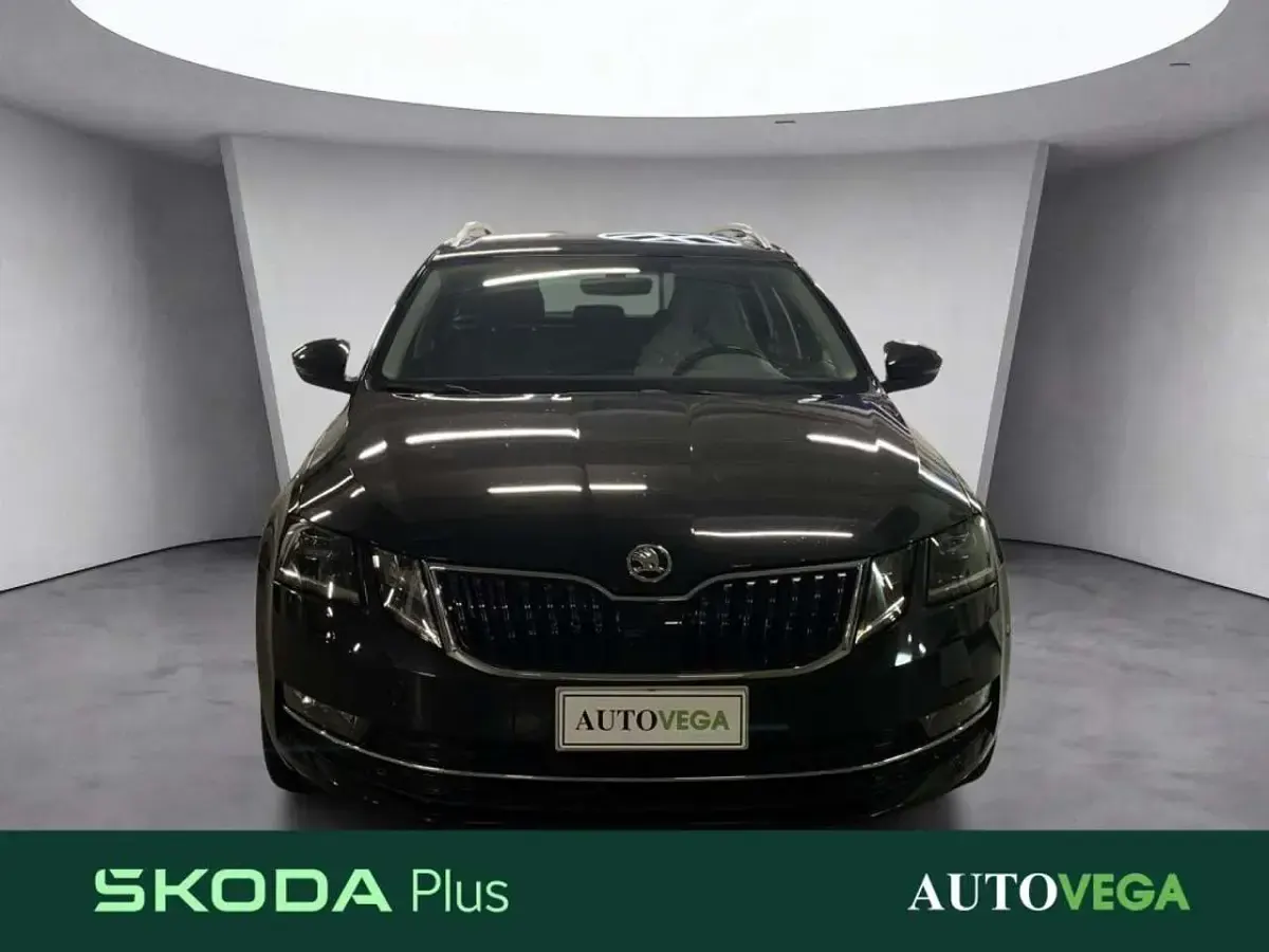 Usata Skoda Octavia G-TEC Style 131 CV (96 kW) 2020 Nero / pastello Station wagon