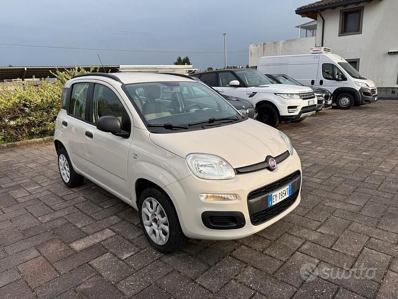 Usata Fiat Panda Easy 80 CV (58 kW) 2015 Beige Utilitaria
