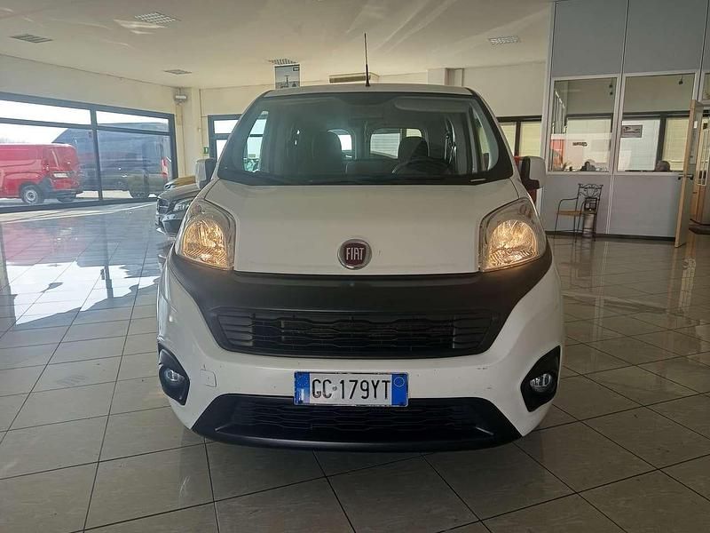 Usata Fiat Qubo Lounge 95 CV (69 kW) 2020 Perla Monovolume