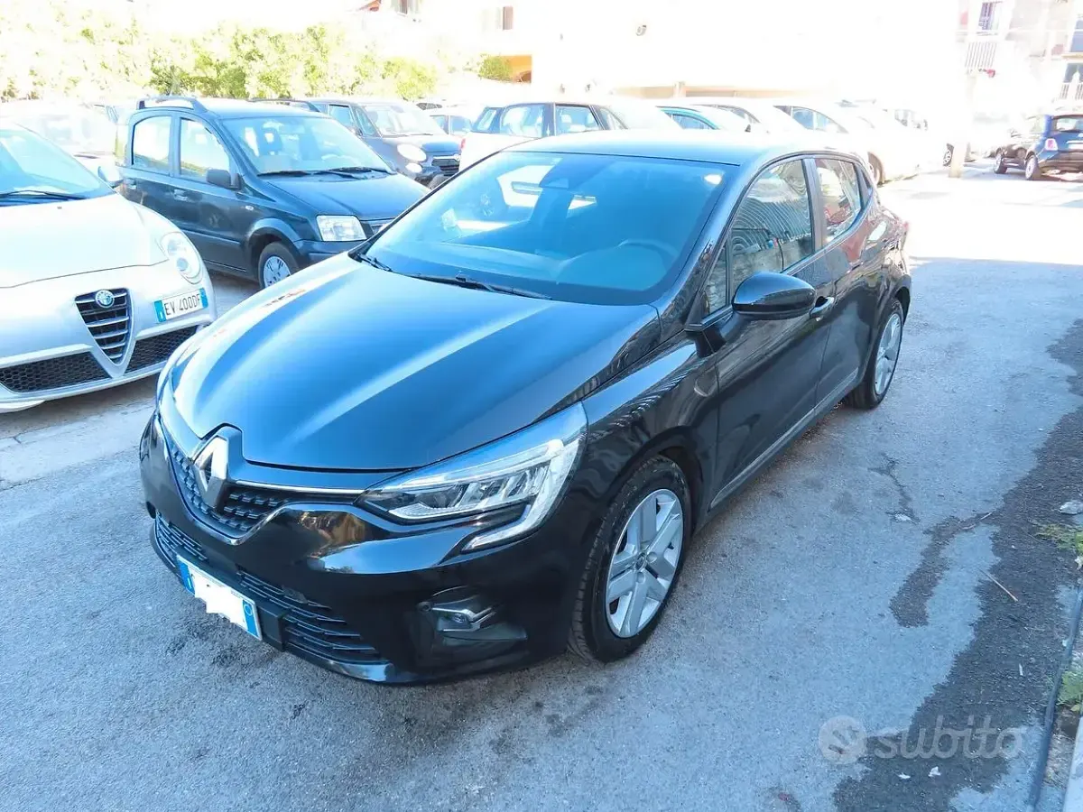 Usata Renault Clio V 86 CV (63 kW) 2021 Nero Berlina