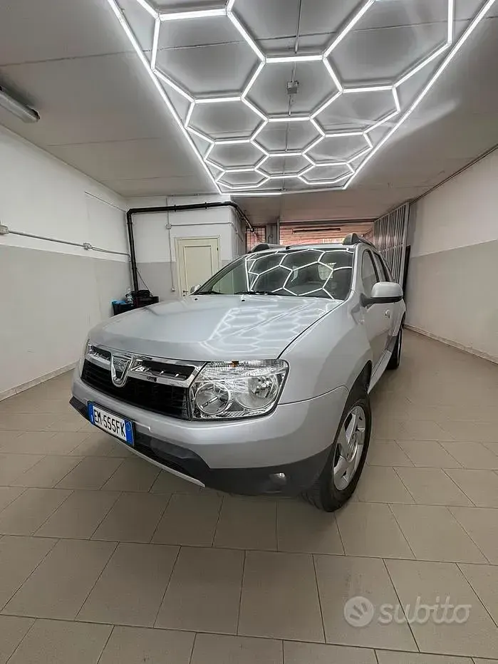 Usata Dacia Duster 105 CV (77 kW) 2012 Grigio SUV