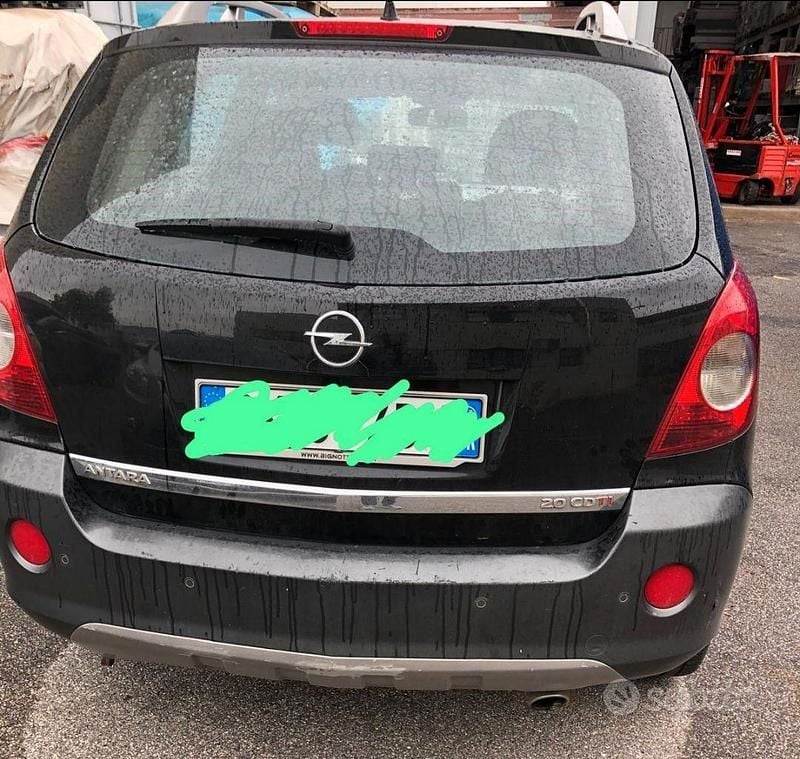 Usata Opel Antara Cosmo 150 CV (110 kW) 2007 Nero SUV