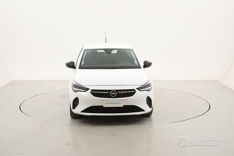 Używany Opel Corsa Edition 75 KM (55 kW) 2022 Biały Sedan/Limuzyna