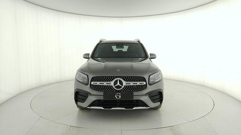 Usata Mercedes GLB220 Premium 190 CV (139 kW) 2023 Grigio SUV