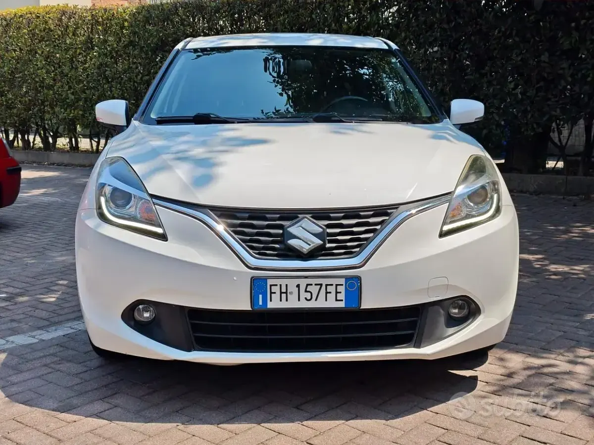 Usata Suzuki Baleno Cool 90 CV (66 kW) 2017 Grigio Utilitaria