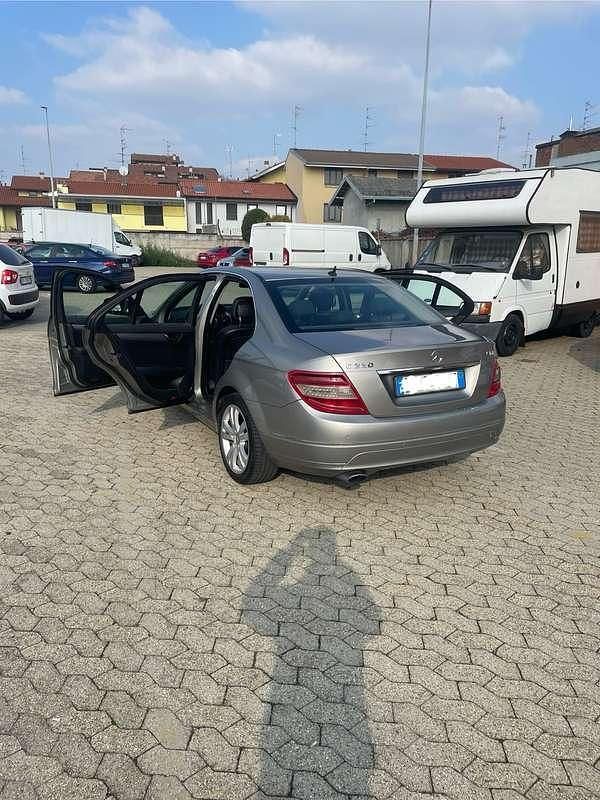 Usata Mercedes C220 Avantgarde 170 CV (125 kW) 2007 Berlina