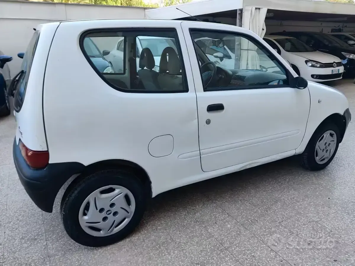 Usata Fiat Seicento 54 CV (39 kW) 2005 Bianco Utilitaria