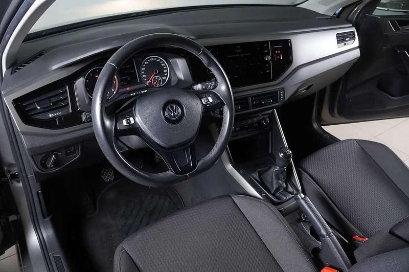 Usata VW Polo Comfortline 80 CV (58 kW) 2020 Grigio Utilitaria