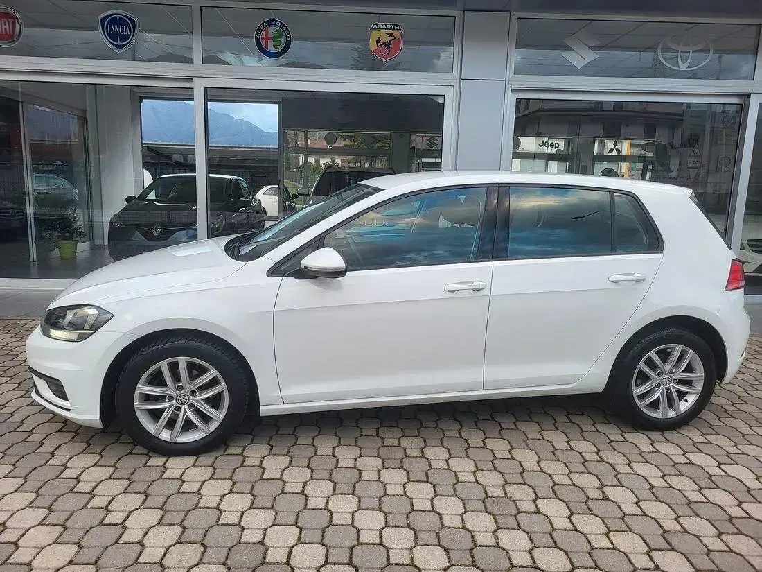 Usata VW Golf VII 89 CV (65 kW) 2018 Bianco Berlina