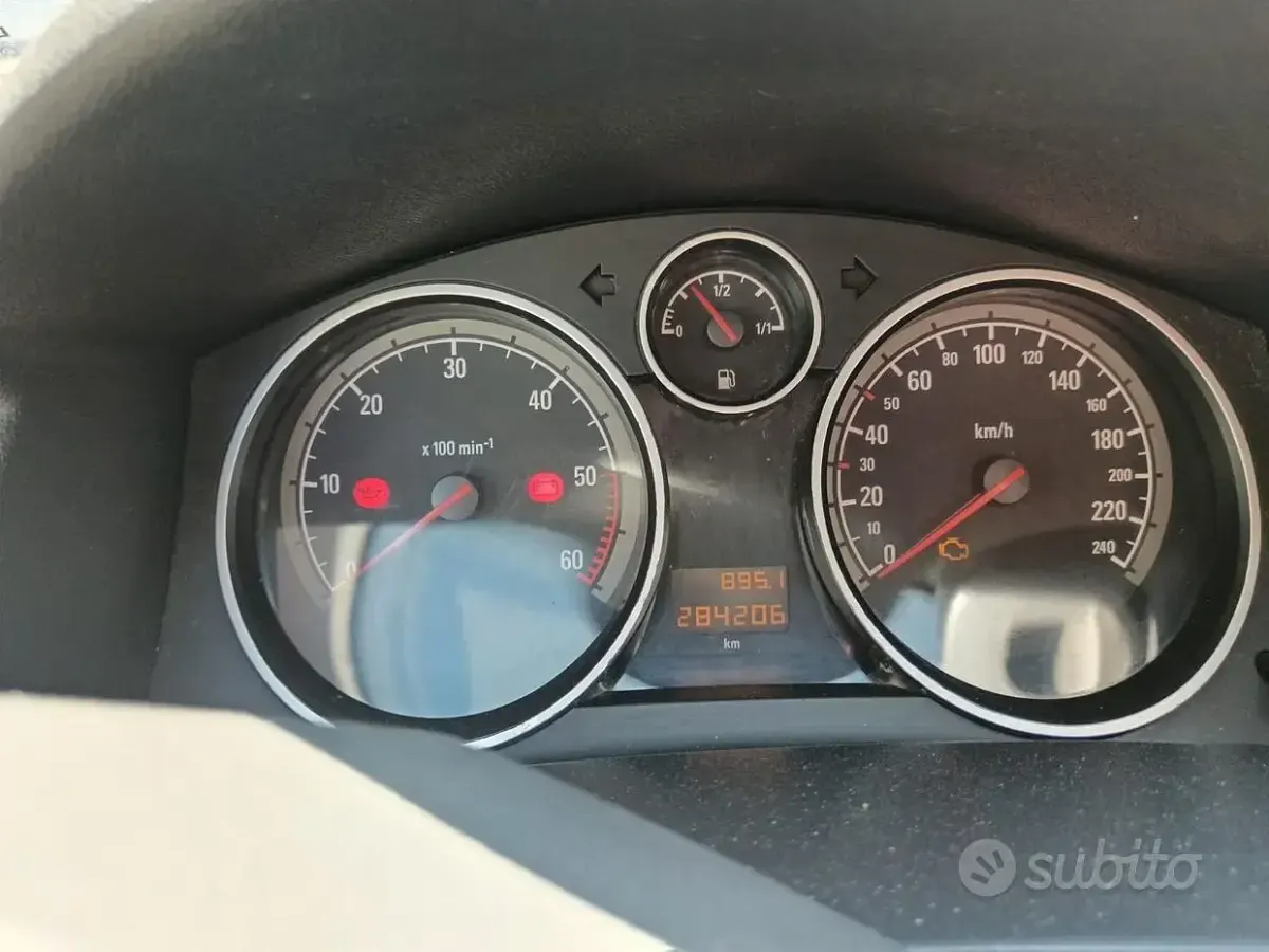 Usata Opel Astra 60 CV (44 kW) 2006 Grigio Station wagon
