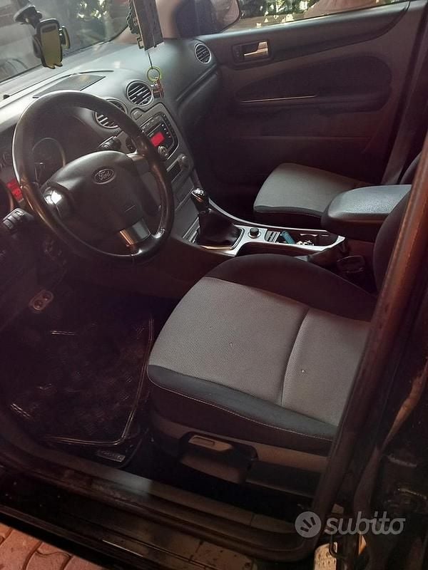 Usata Ford Focus 2011 Nero Berlina