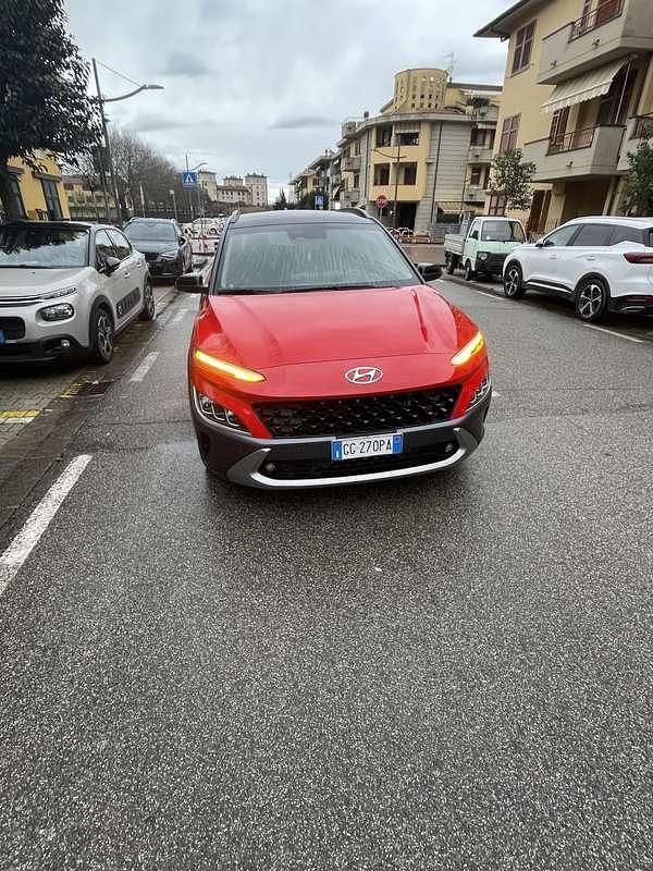 Usata Hyundai Kona 105 CV (77 kW) 2021 Rosso SUV