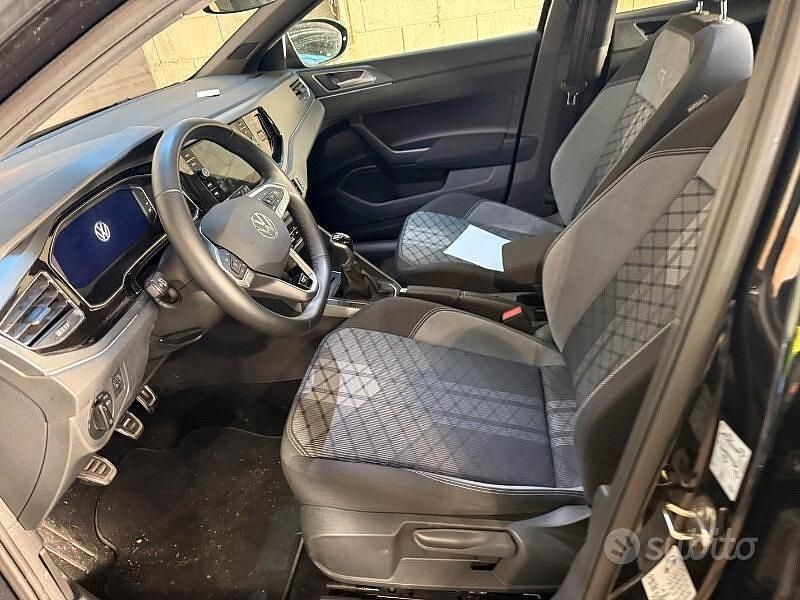Usata VW Taigo R-line 115 CV (84 kW) 2025 Nero SUV