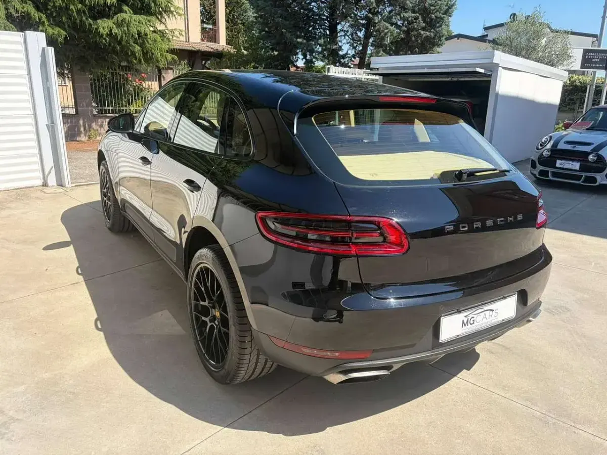 Usata Porsche Macan 252 CV (185 kW) 2017 Nero SUV