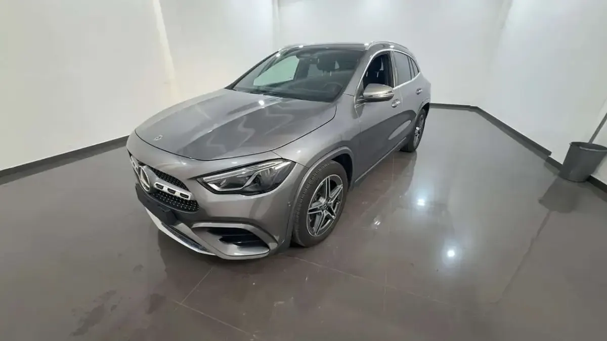 Usata Mercedes GLA200 AMG line 150 CV (110 kW) 2024 SUV