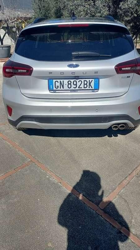 Usata Ford Focus Active 125 CV (91 kW) 2023 Argento Berlina
