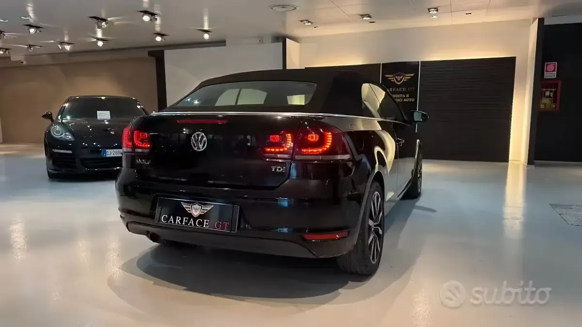 Usata VW Golf Cabriolet 105 CV (77 kW) 2012 Nero Cabrio