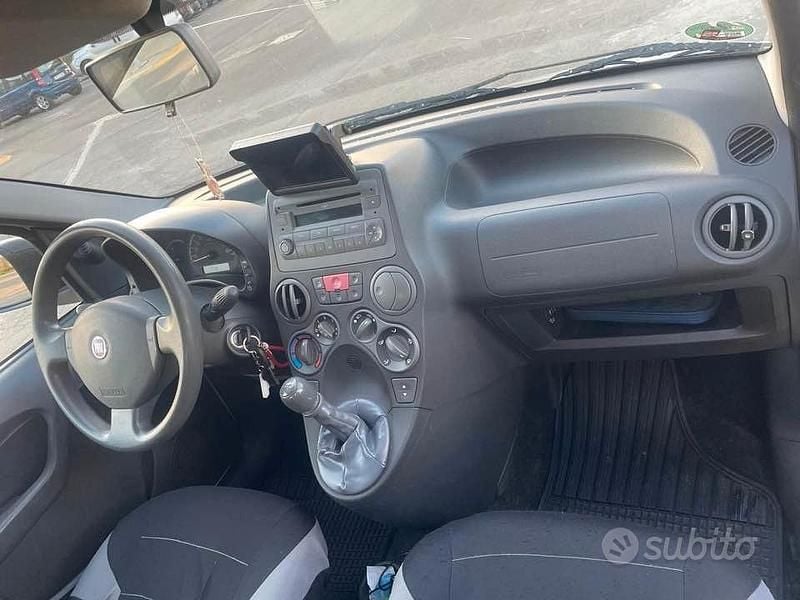 Usata Fiat Panda 69 CV (50 kW) 2012 Bianco Utilitaria