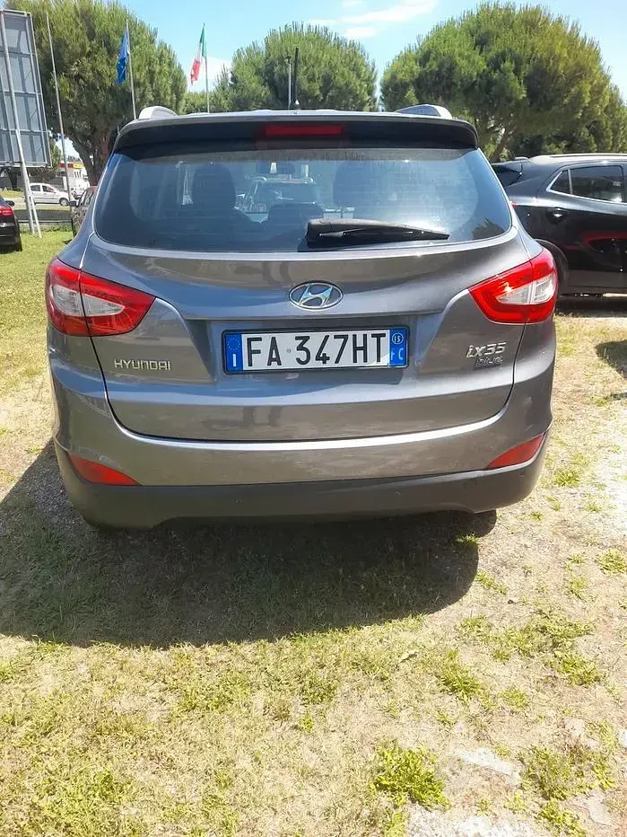 Usata Hyundai ix35 115 CV (84 kW) 2015 Grigio SUV